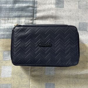 Missoni Delta First Class Limited Edition Stuffed With Amenities Travel Bag